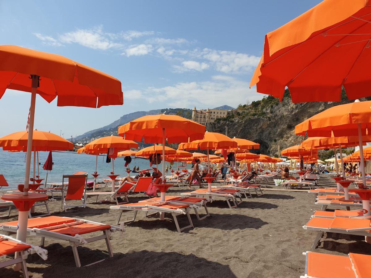 Sapore Di Mare Holidays Майори Экстерьер фото